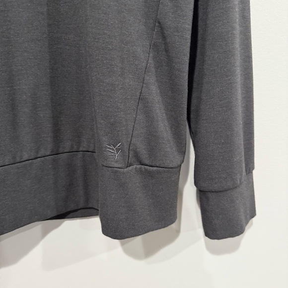 COZY EARTH Women's Brushed Viscose Bamboo Pullover Crew Charcoal Gray Size Small - Picture 3 of 9